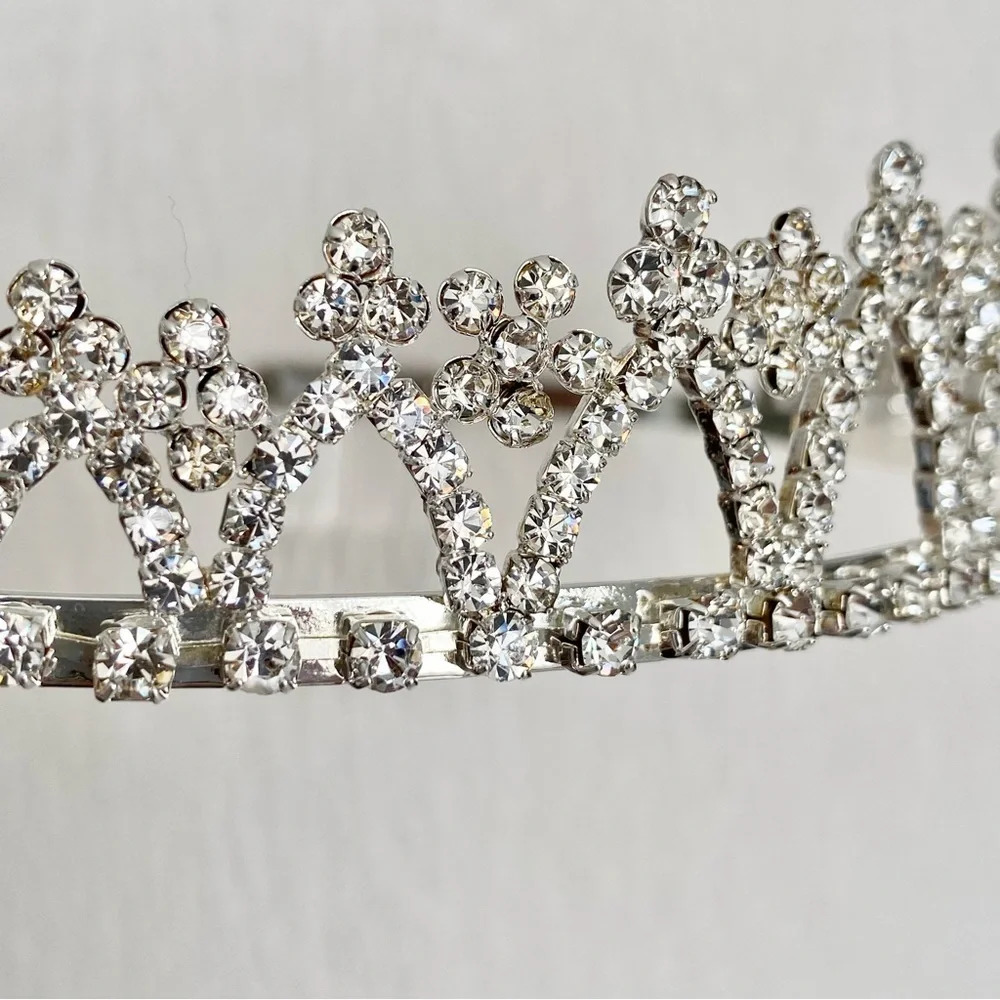 David's Bridal Sparkling Silver Rhinestone Tiara